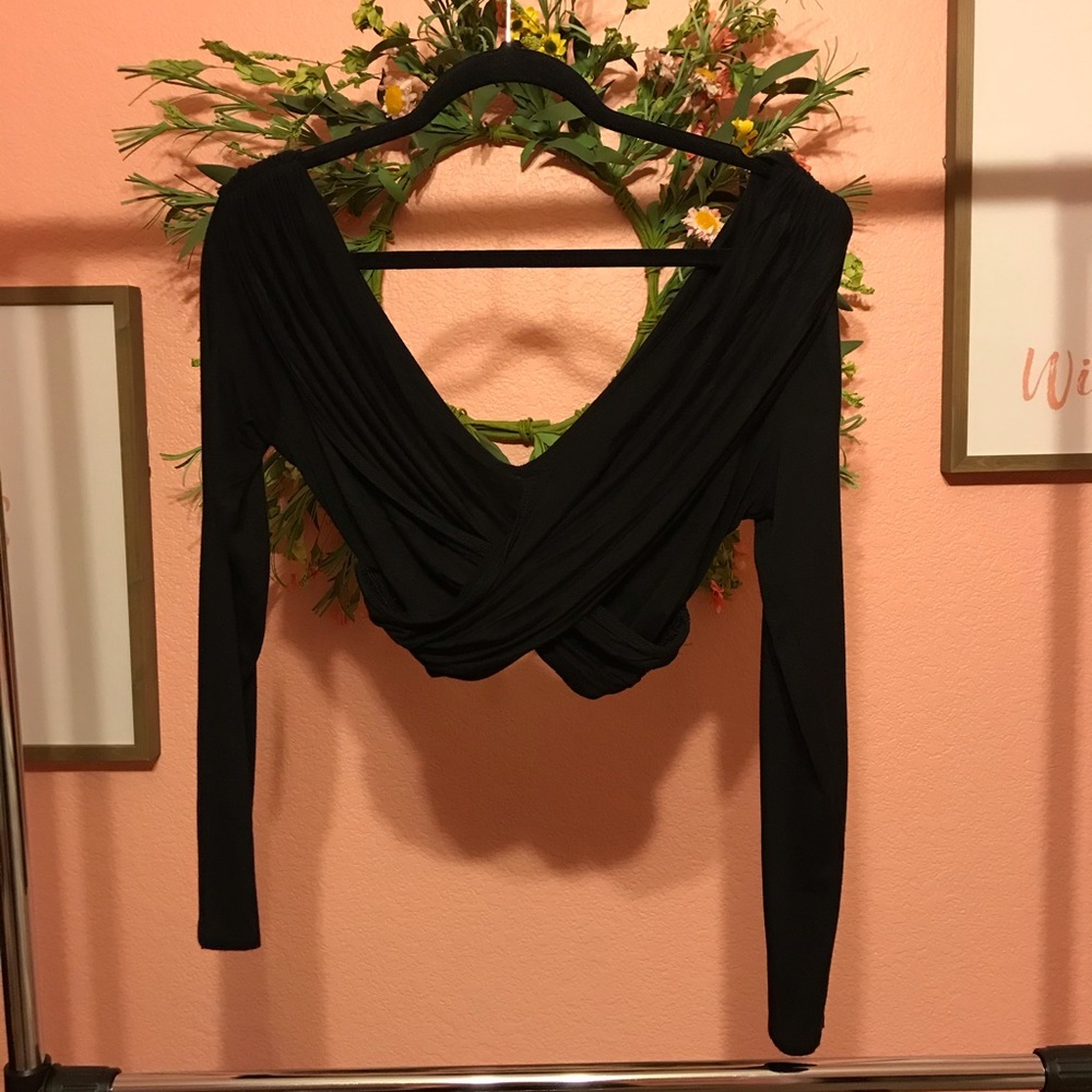 Off the shoulder long sleeve crop top